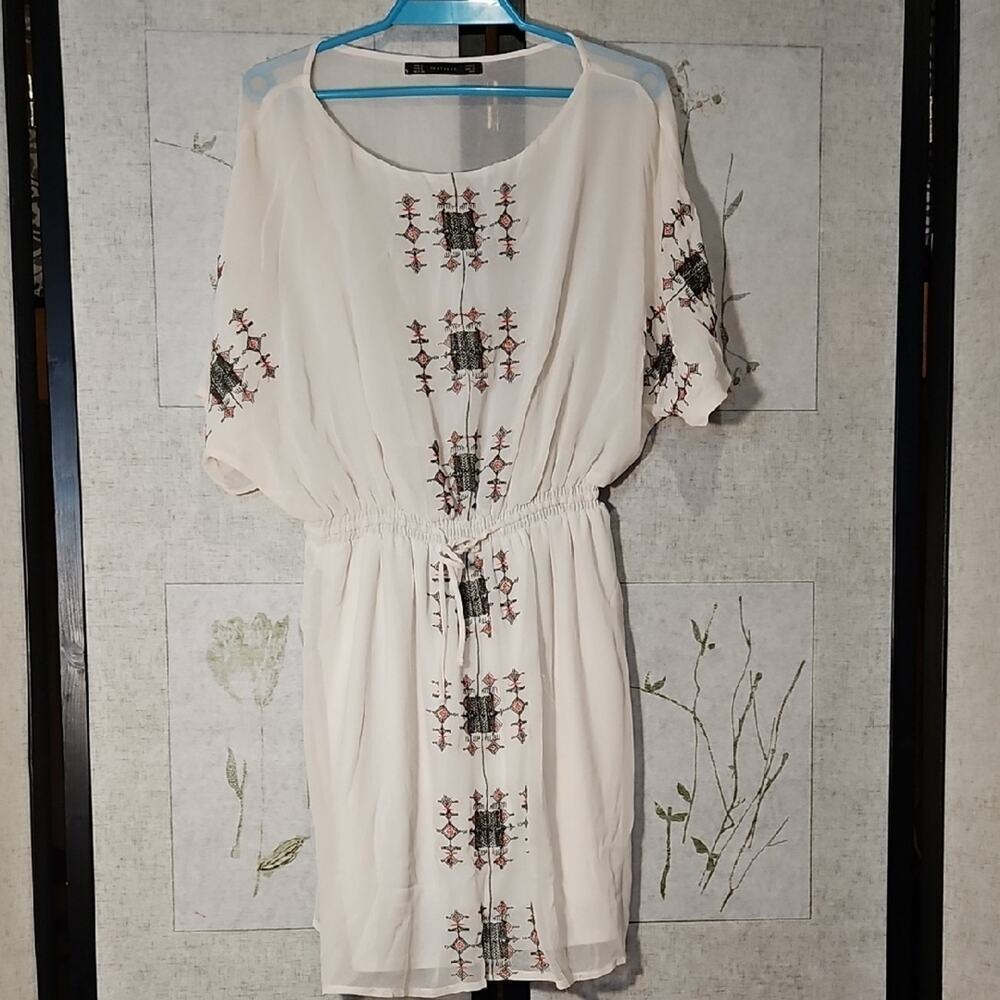 Zara White Mini Sundress with Dolman Sleeves and Scoop Neck - Picture 1 of 4
